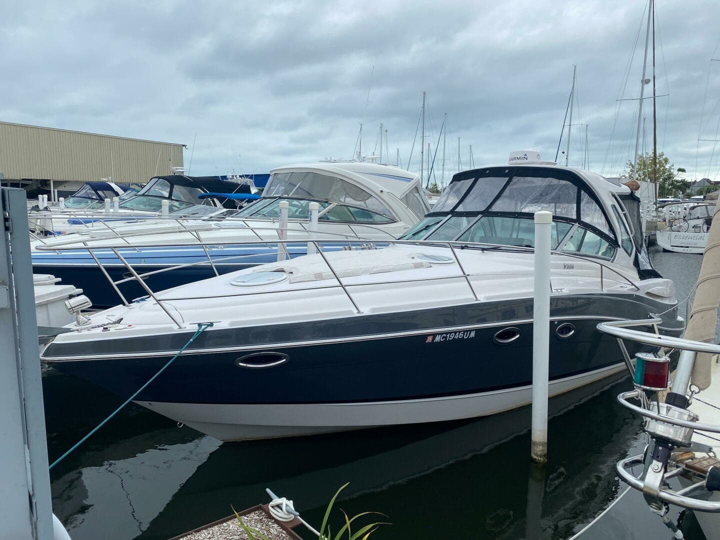 2018 Four Winns 355 Vista — photo 1