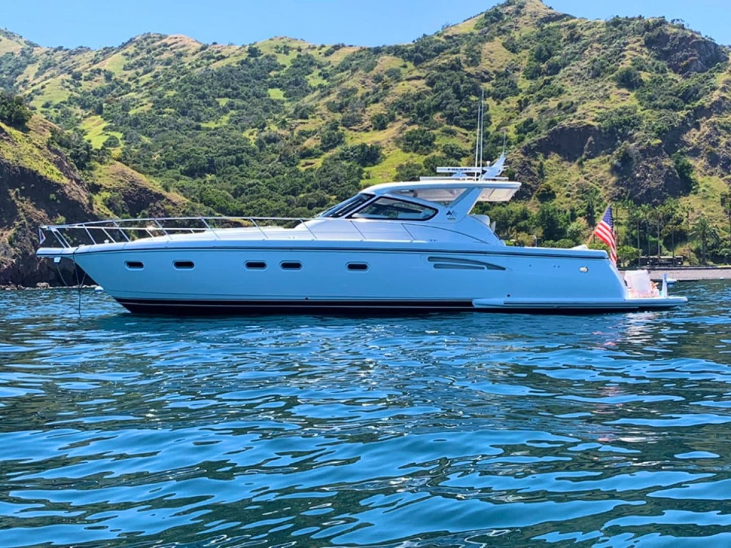 2001 Tiara — photo 1