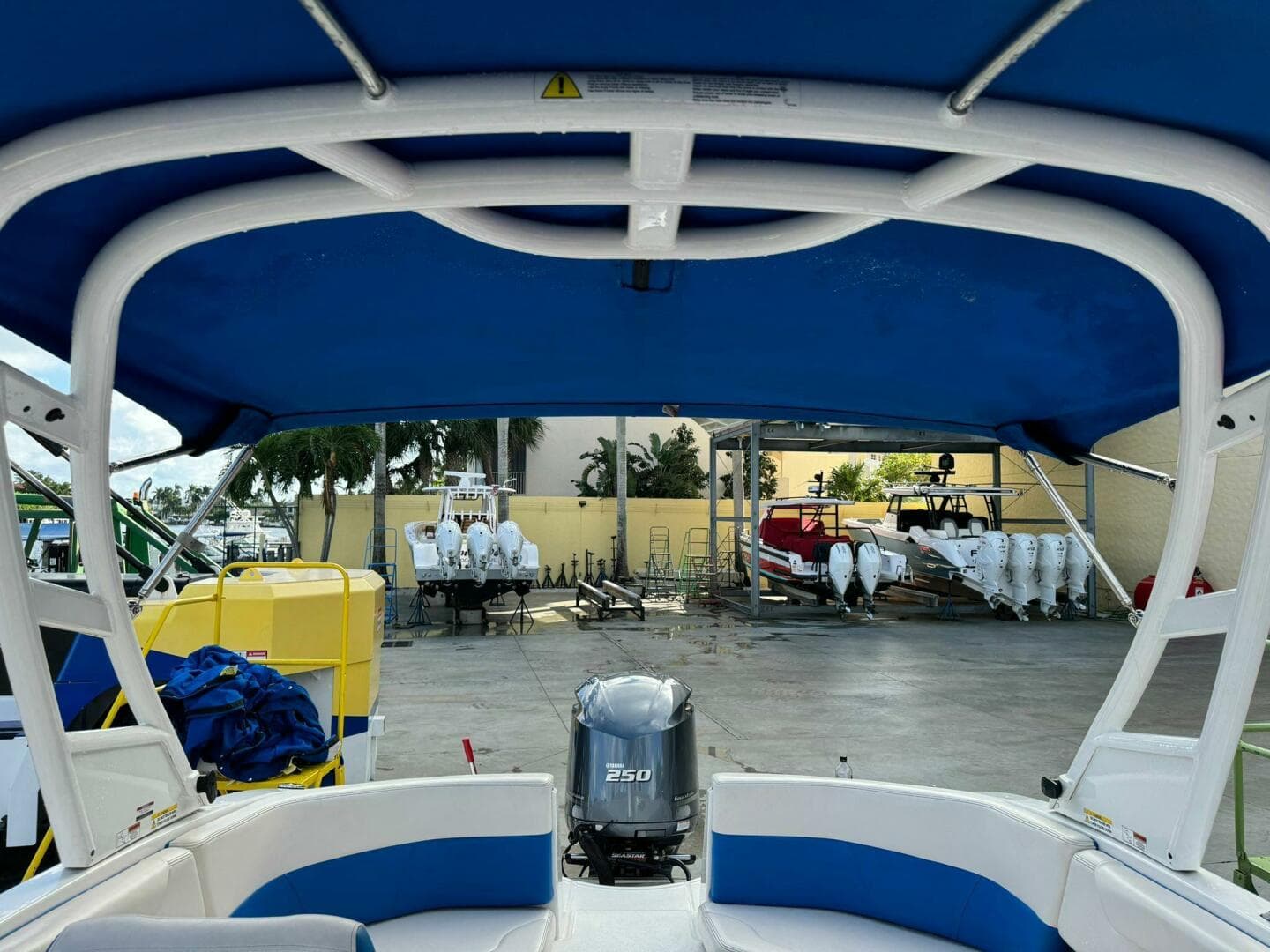 2017 Chaparral 250 Suncoast — photo 22