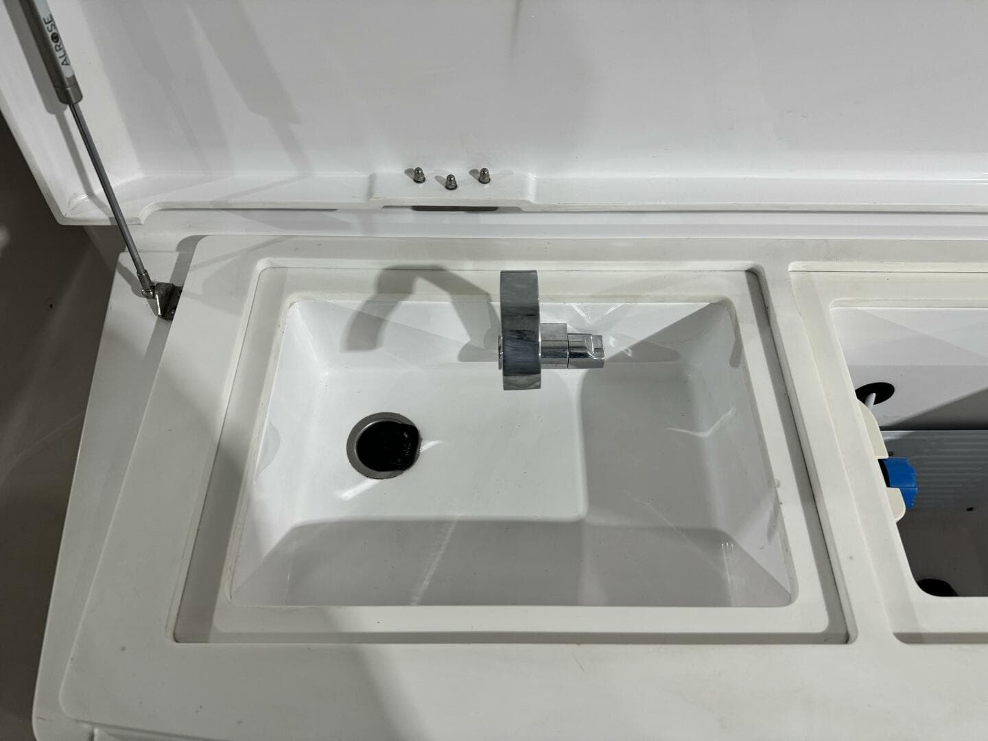 2020 Axopar — photo 35