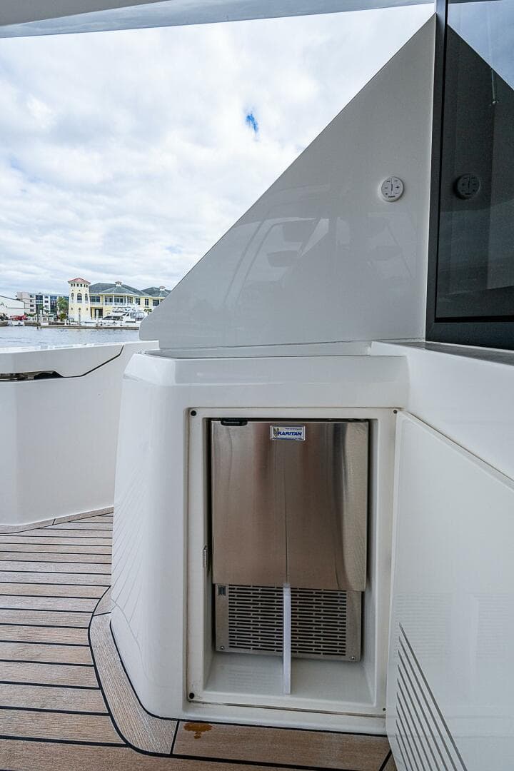 2021 Ferretti Yachts 500 — photo 31