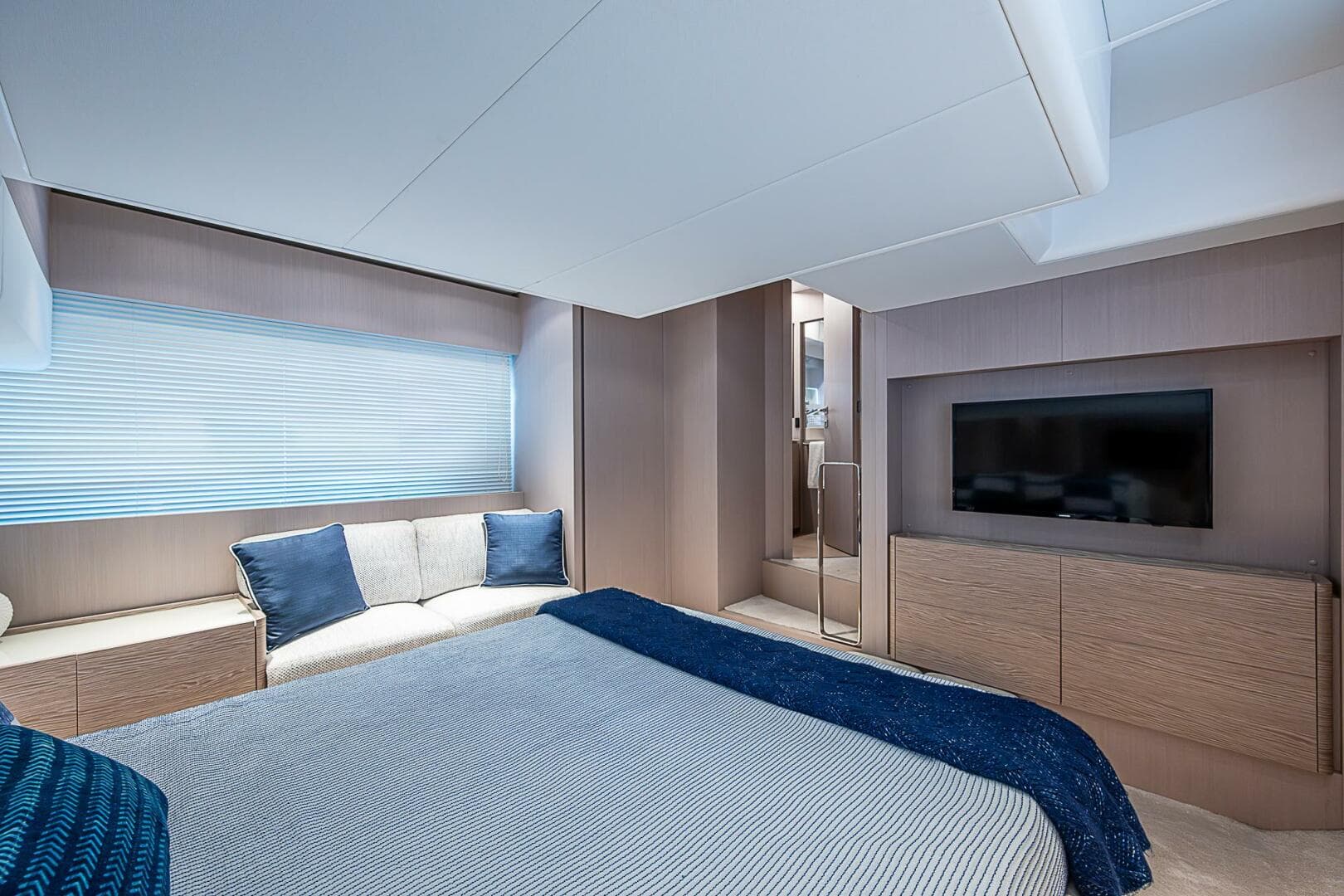 2021 Ferretti Yachts 500 — photo 73