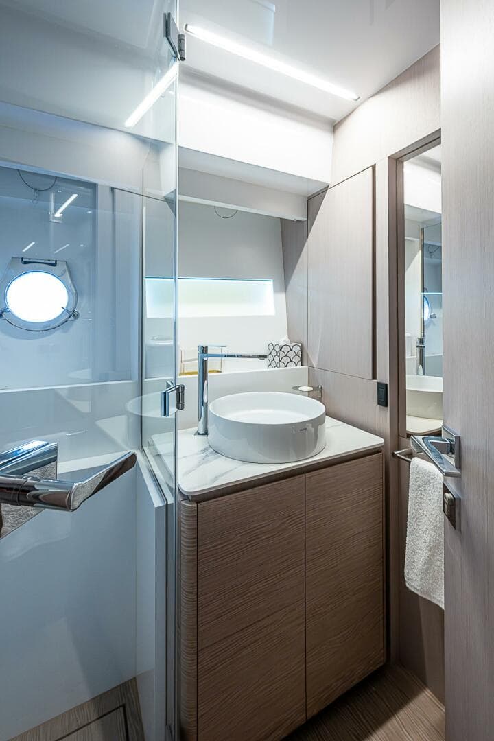 2021 Ferretti Yachts 500 — photo 65