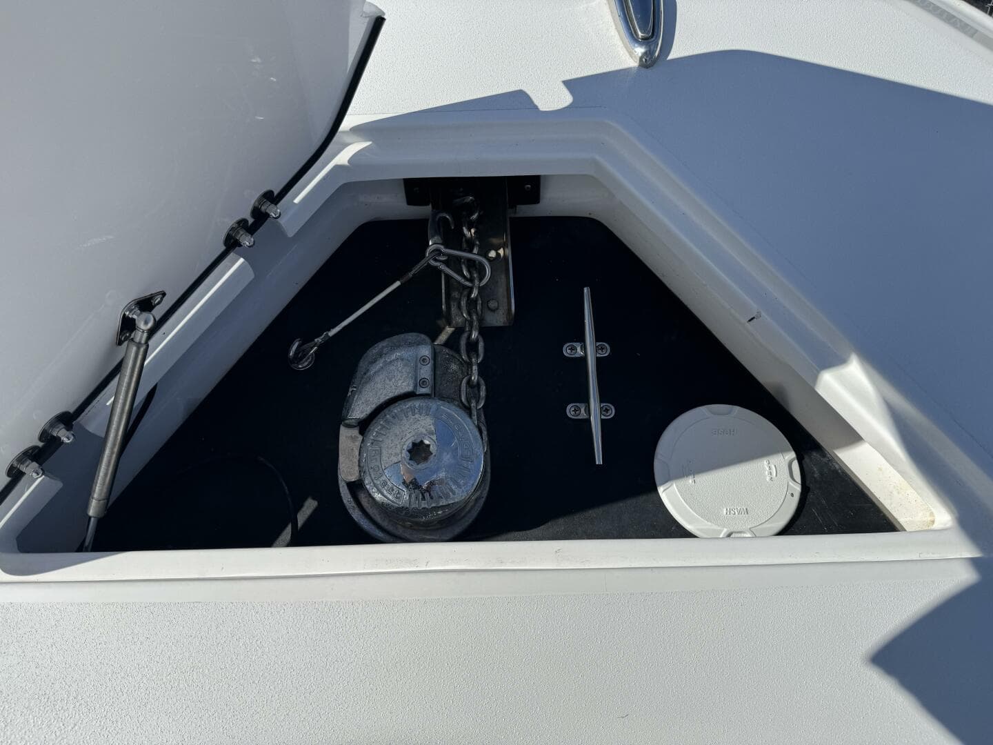 2023 Front Runner 36 CC — photo 54