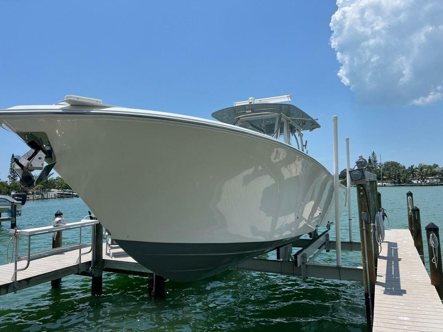 2023 Front Runner 36 CC — photo 5