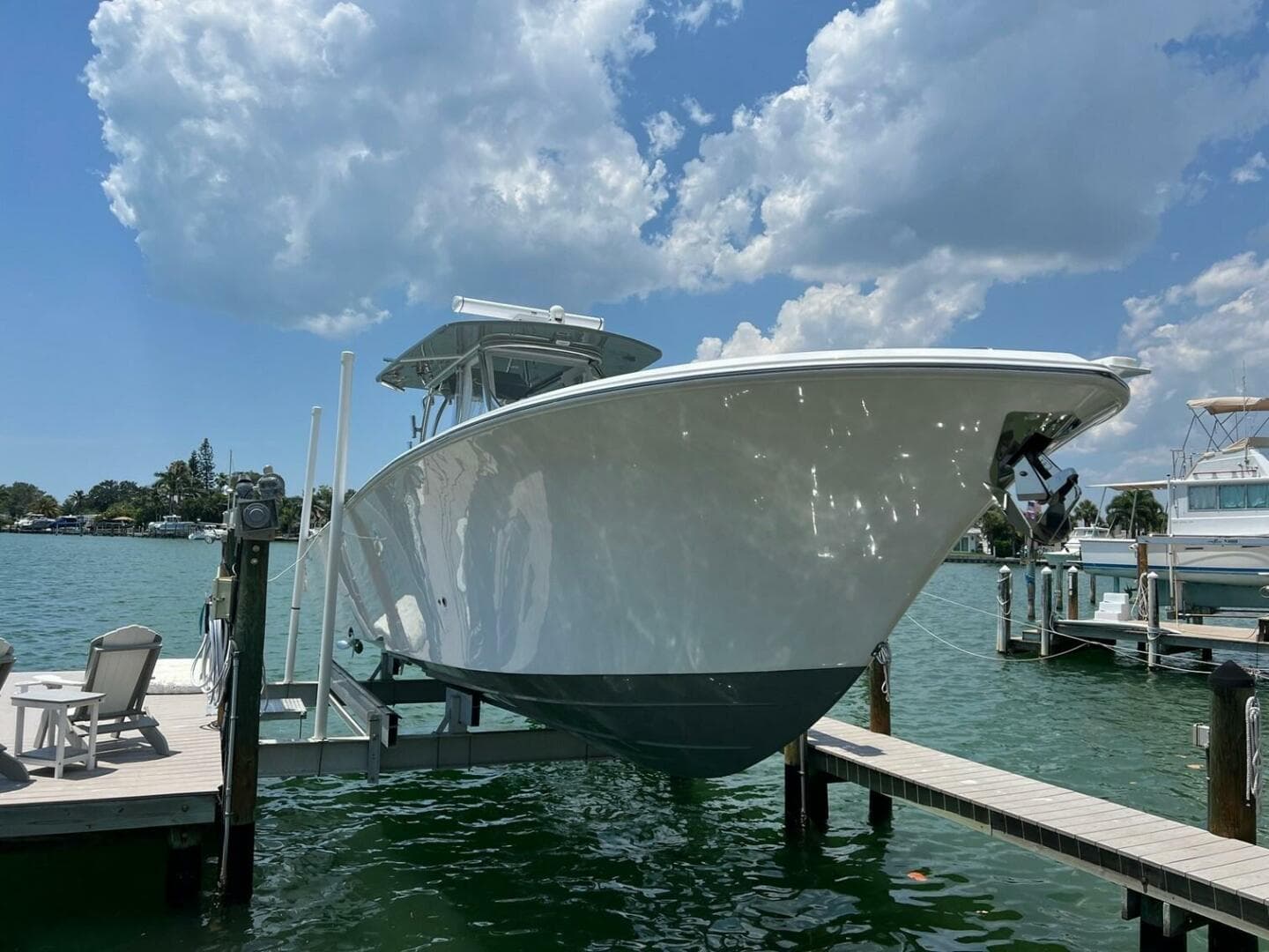 2023 Front Runner 36 CC — photo 4