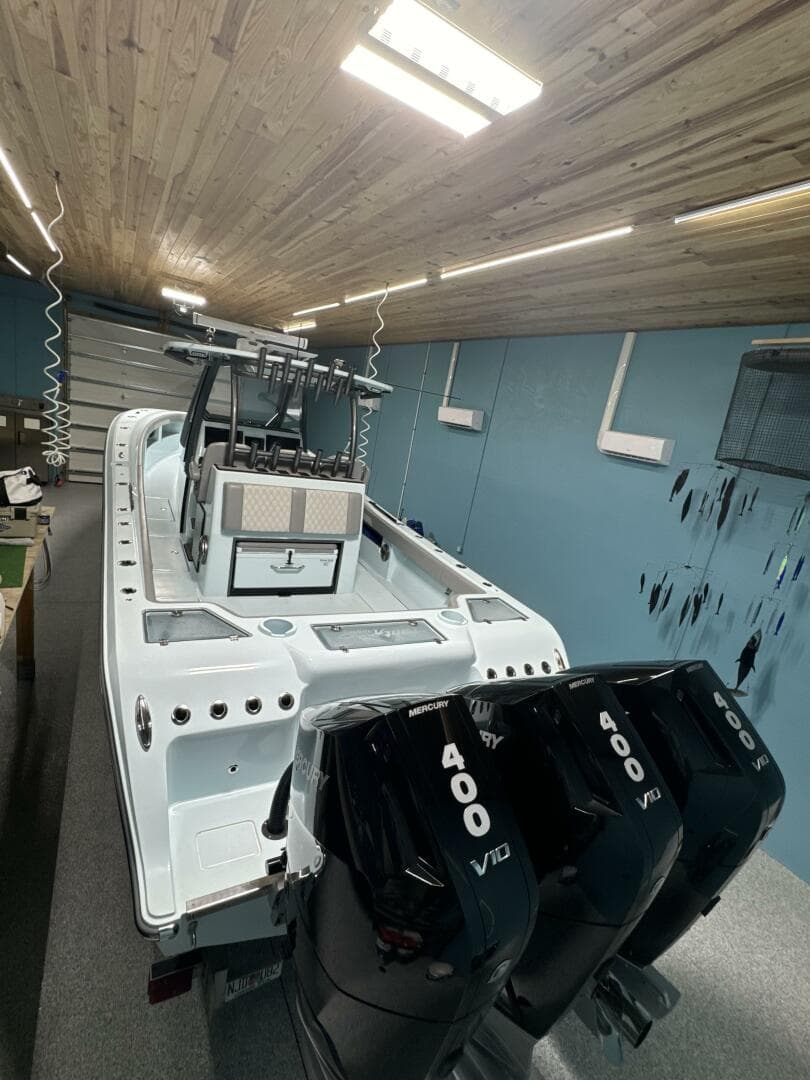 2024 Front Runner 36 CC — photo 8