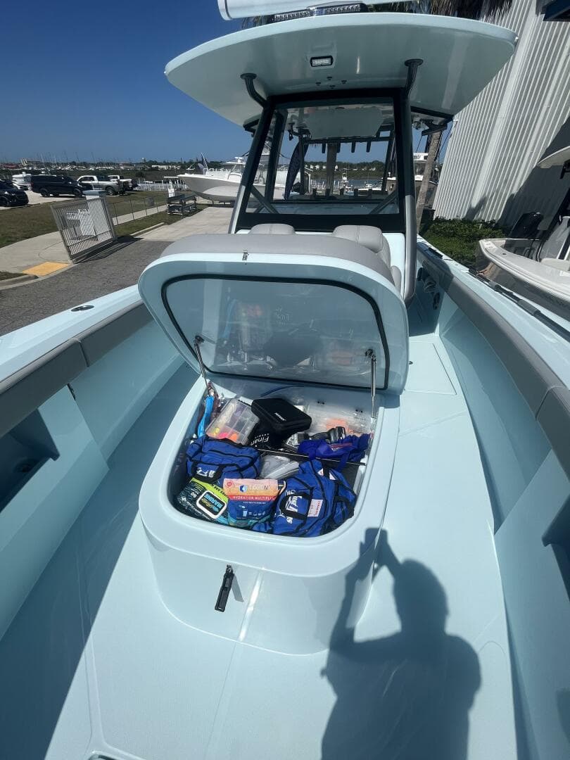 2024 Front Runner 36 CC — photo 13