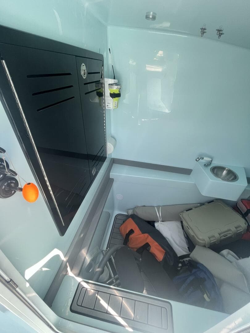 2024 Front Runner 36 CC — photo 14