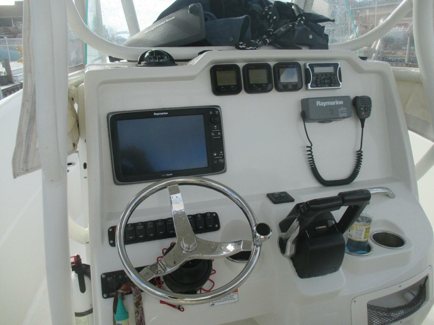 2013 Sailfish 270 CC — photo 6