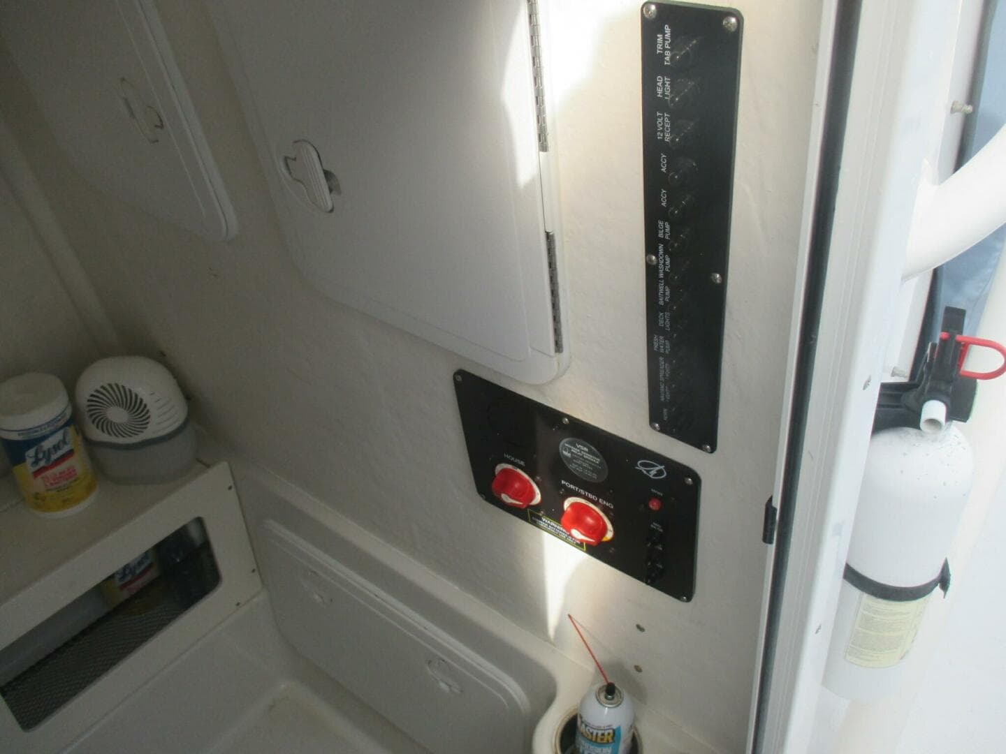 2013 Sailfish 270 CC — photo 24