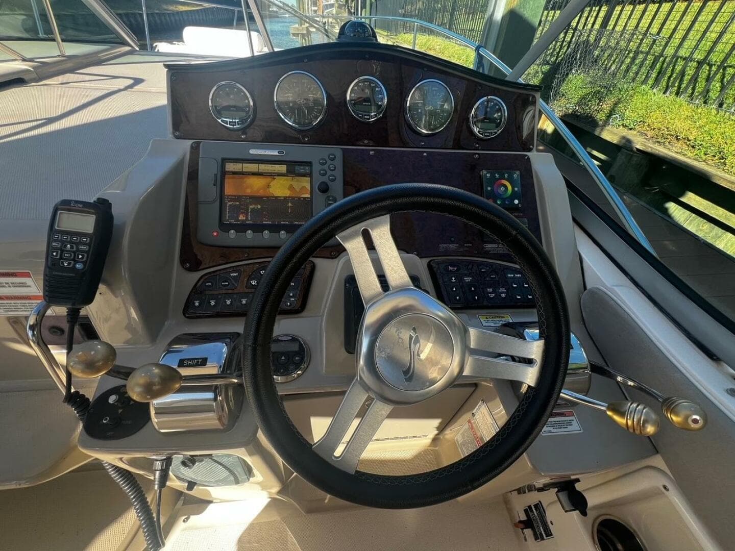 2007 Sea Ray Sundancer — photo 13