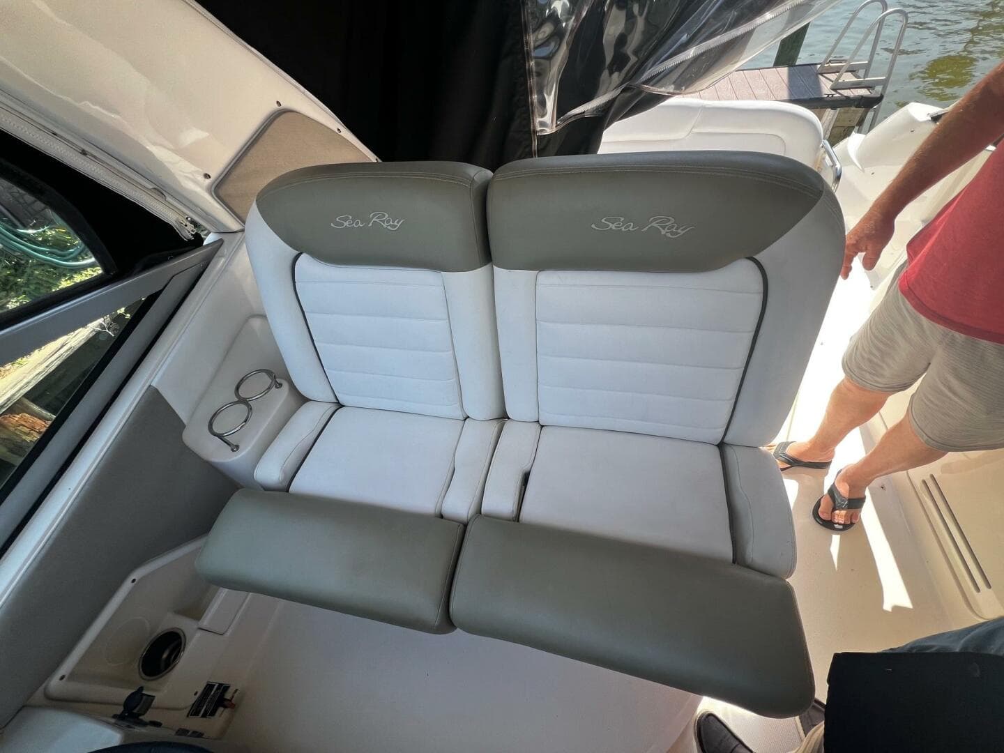 2007 Sea Ray Sundancer — photo 9