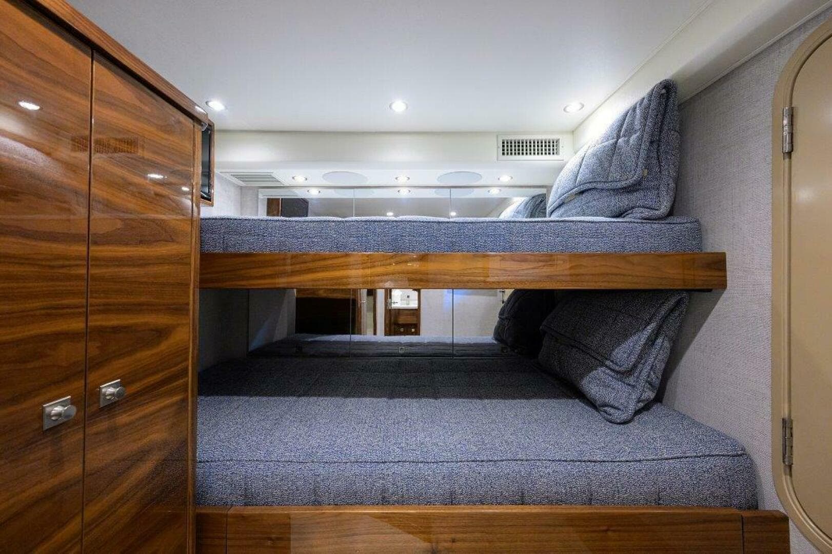 2024 Viking Convertible — photo 21