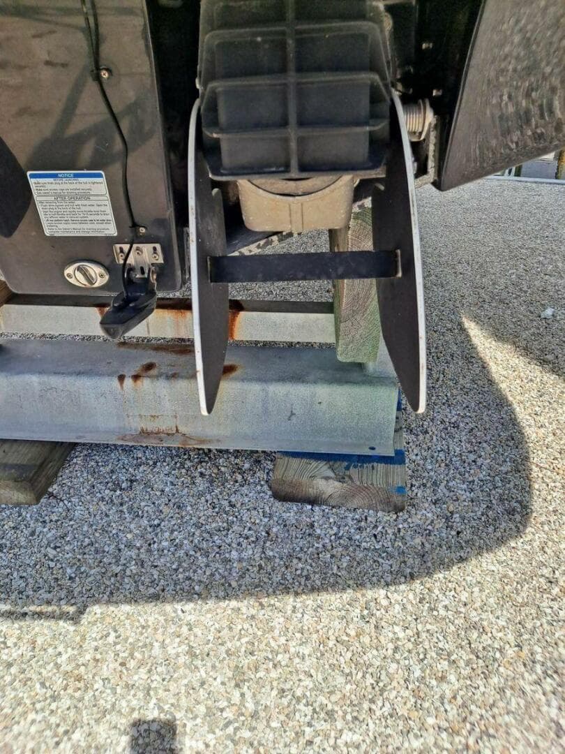 2013 Yamaha Boats 242 Limited S — photo 39