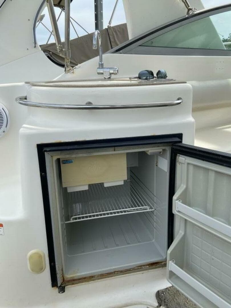 2006 Larson Cabrio 274 — photo 8