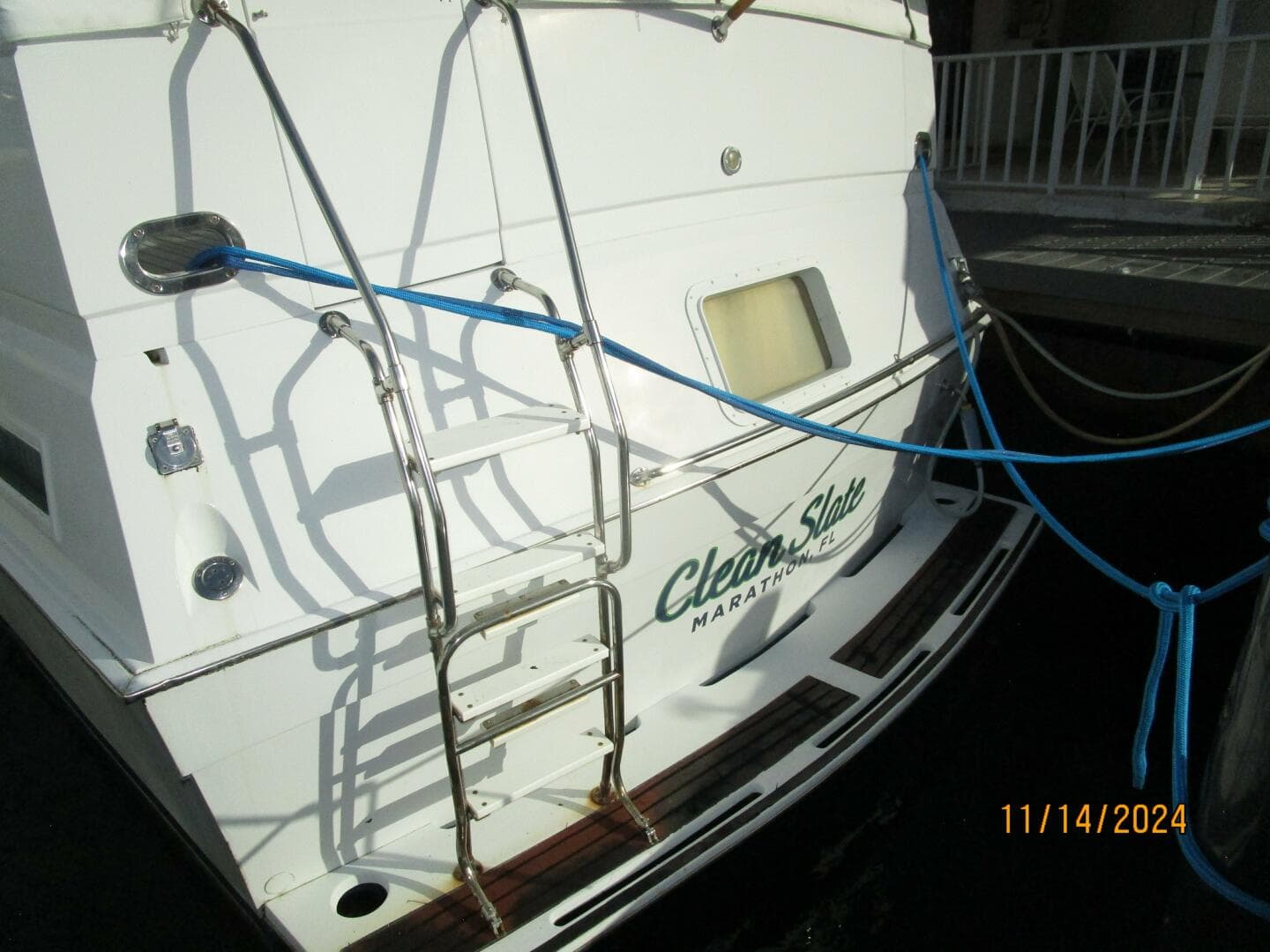 1988 Viking 44 Sundeck — photo 29