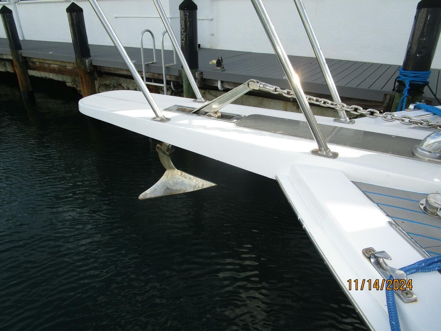 1988 Viking 44 Sundeck — photo 4