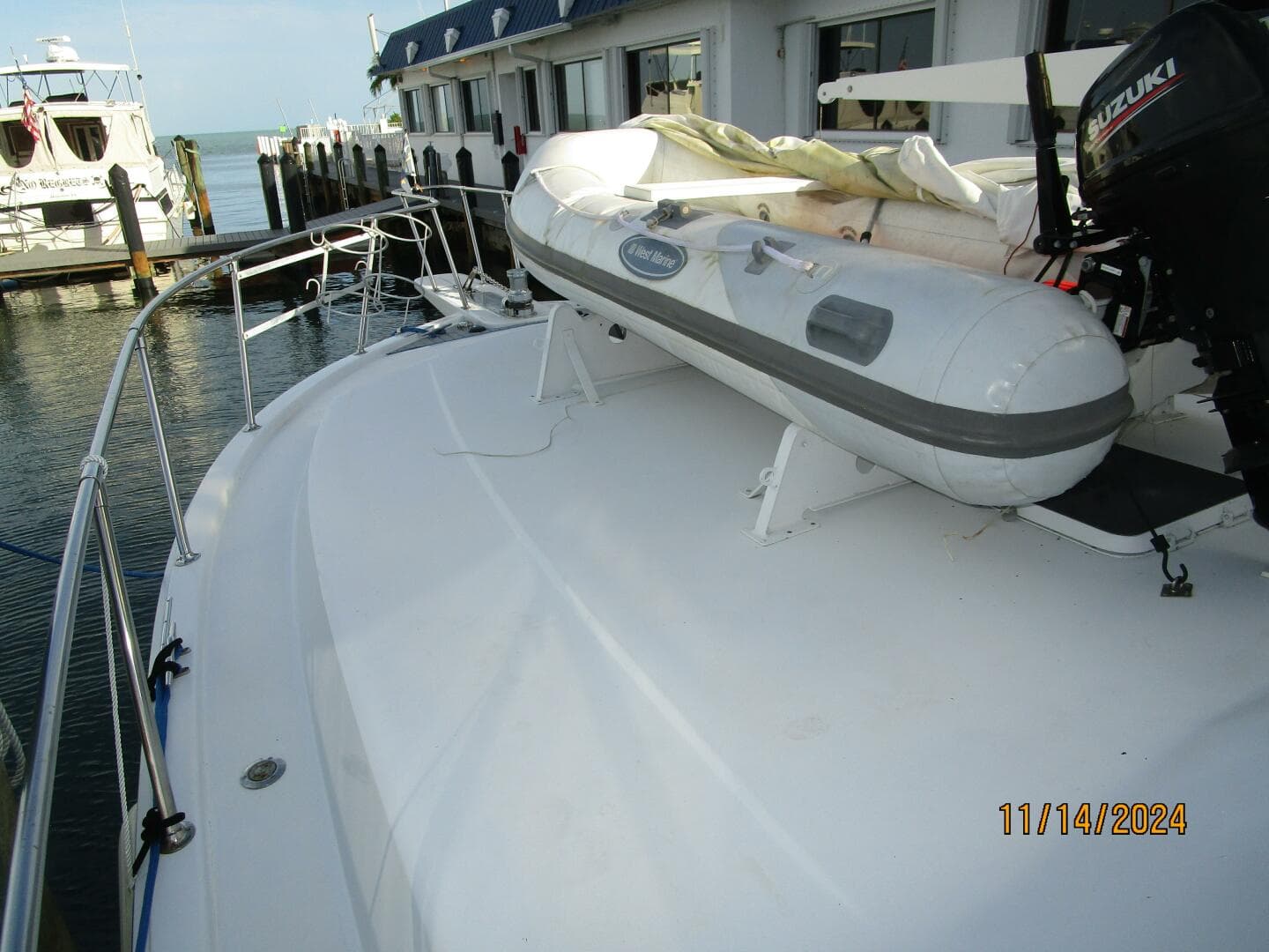 1988 Viking 44 Sundeck — photo 6