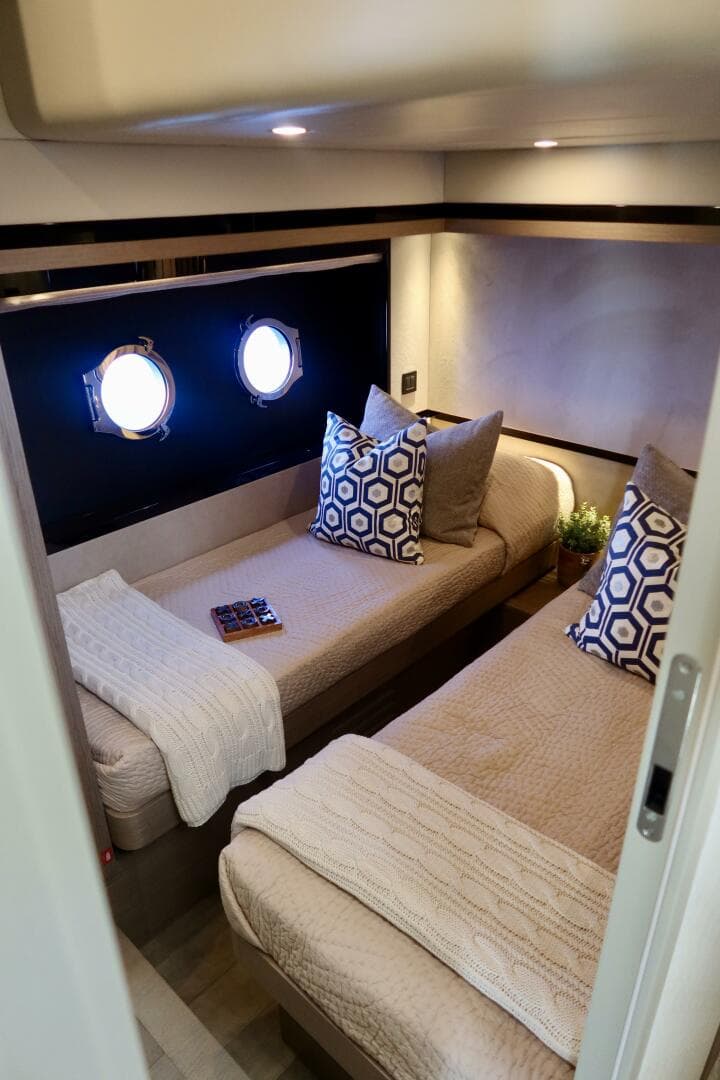 2026 Absolute 58 Navetta — photo 35