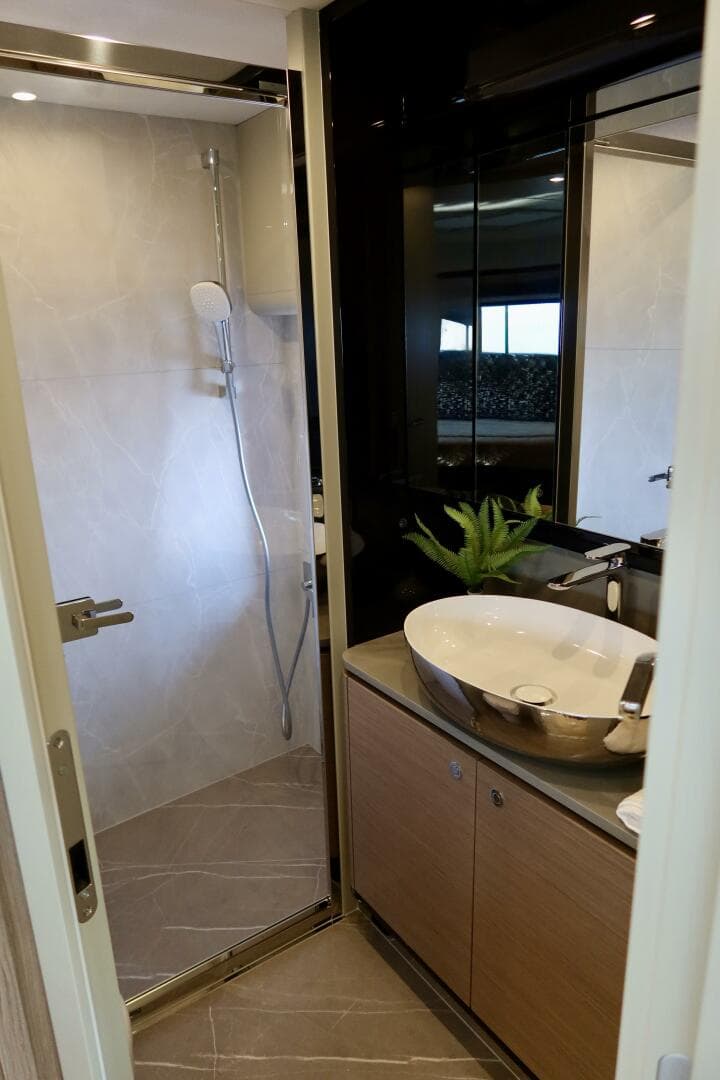 2026 Absolute 58 Navetta — photo 41