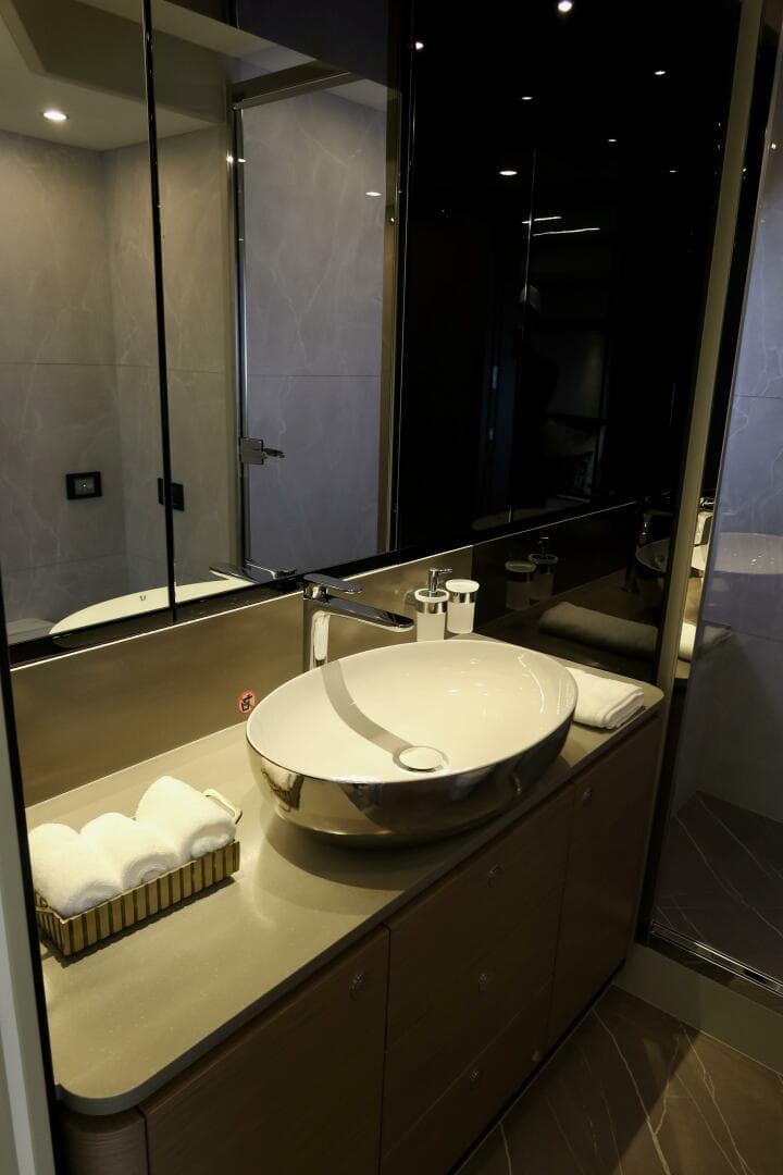 2026 Absolute 58 Navetta — photo 32