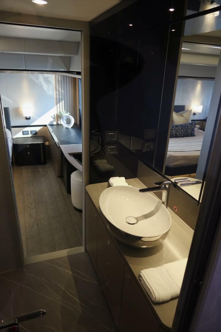 2026 Absolute 58 Navetta — photo 30