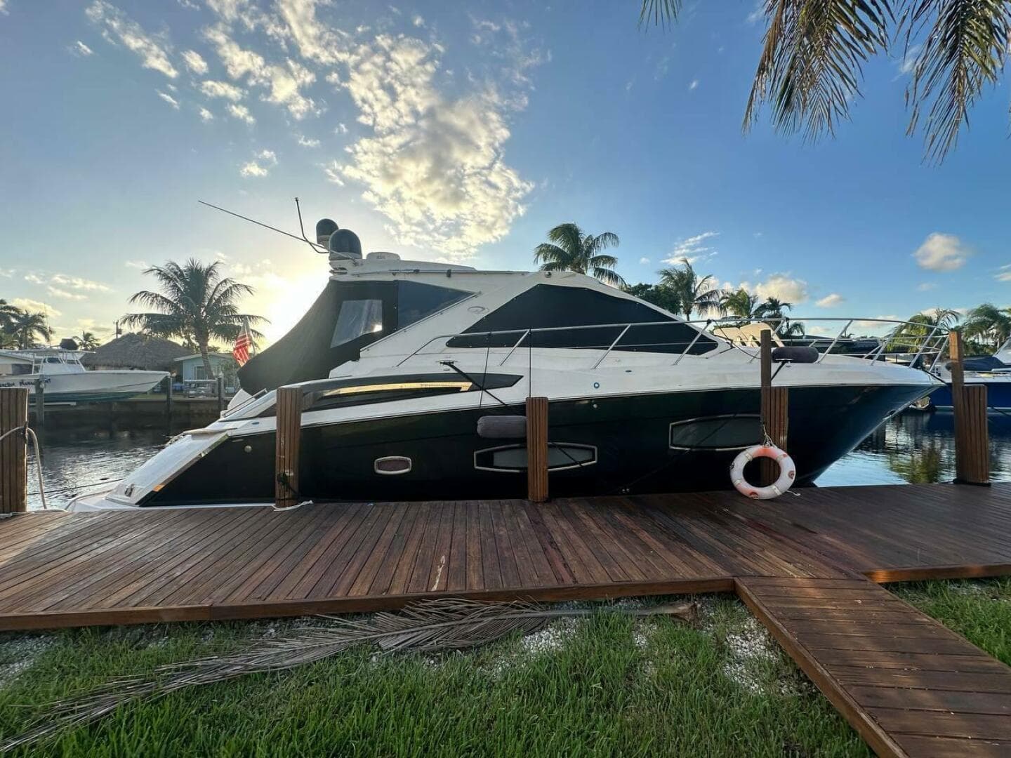 2015 Regal 53 Sport Coupe — photo 6