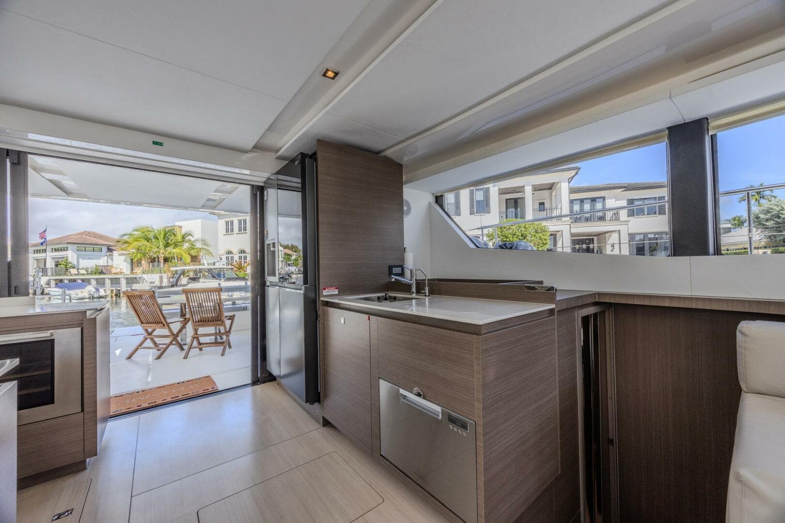 2024 Leopard 53 Powercat — photo 17