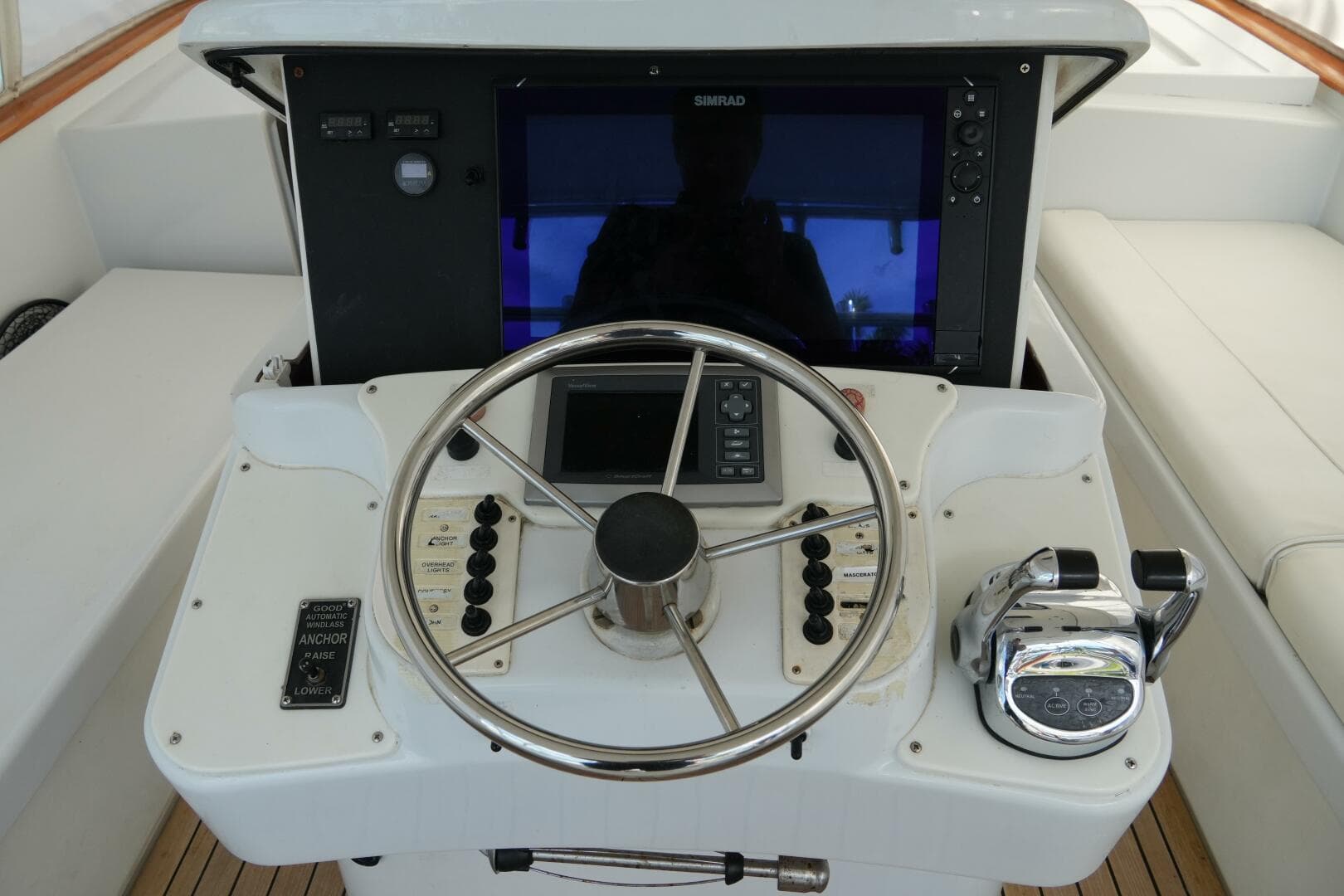 2000 Stolper 3800 Tournament Express — photo 9