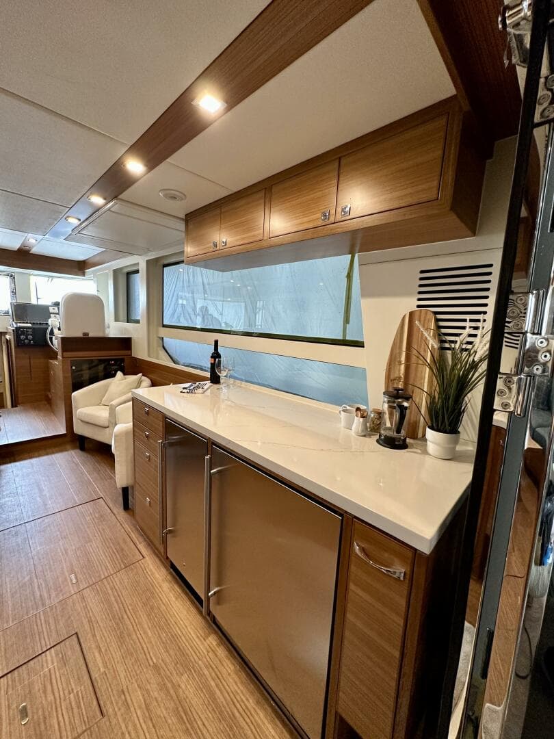 2027 Outback Yachts Outback 50 — photo 10
