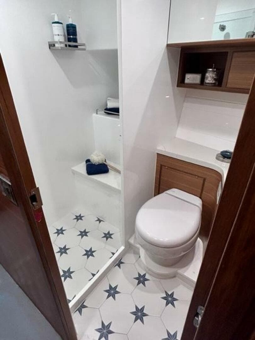 2027 Outback Yachts Outback 50 — photo 18