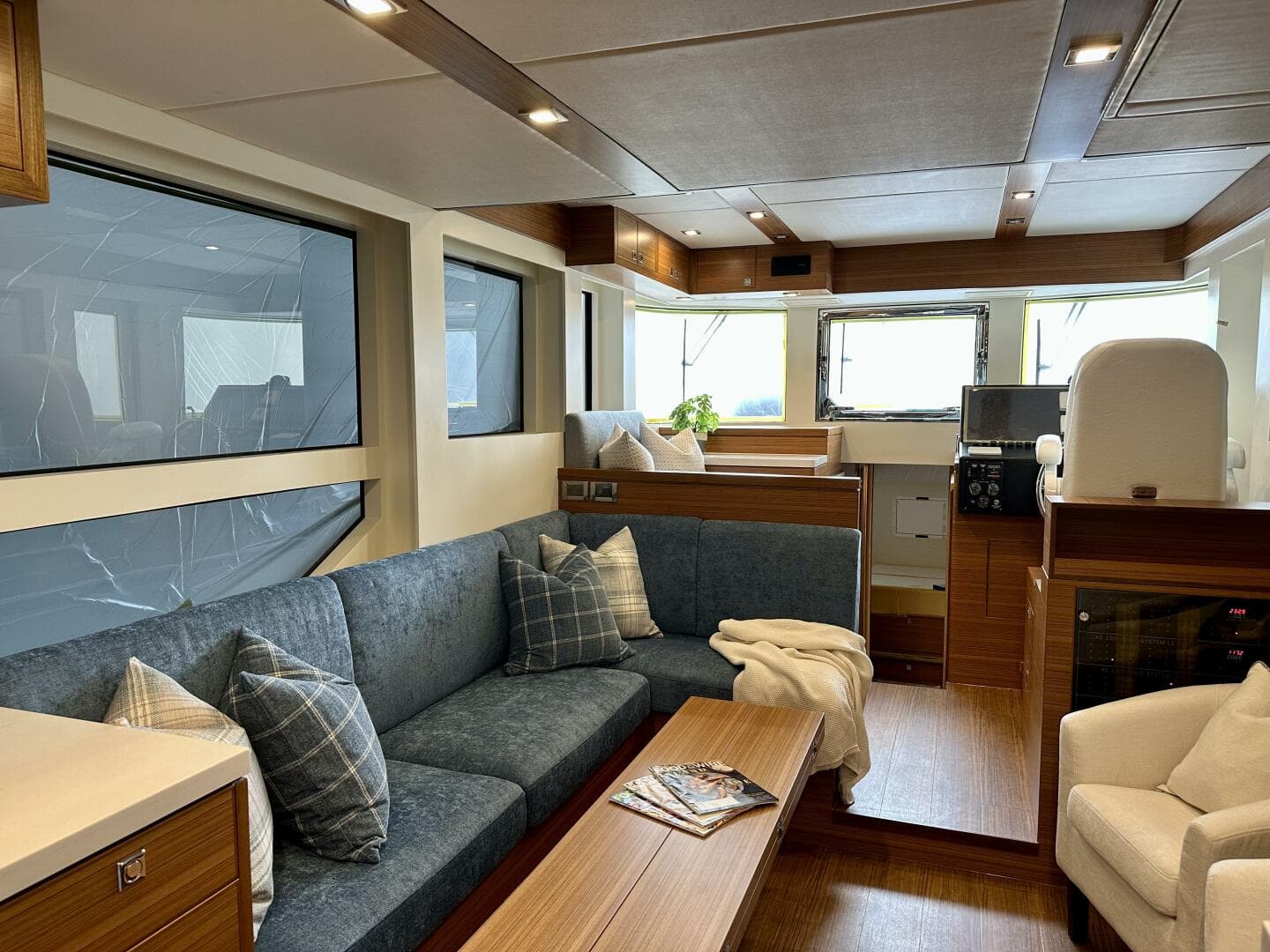 2027 Outback Yachts Outback 50 — photo 8