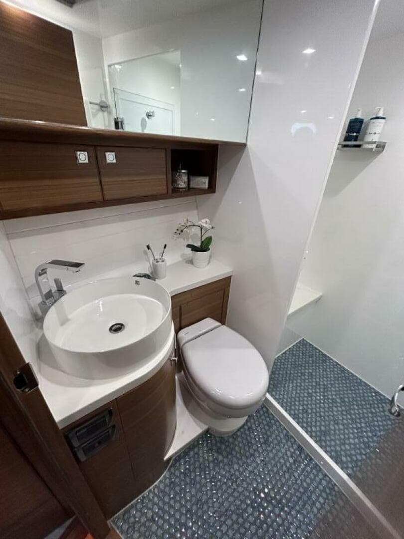 2027 Outback Yachts Outback 50 — photo 14