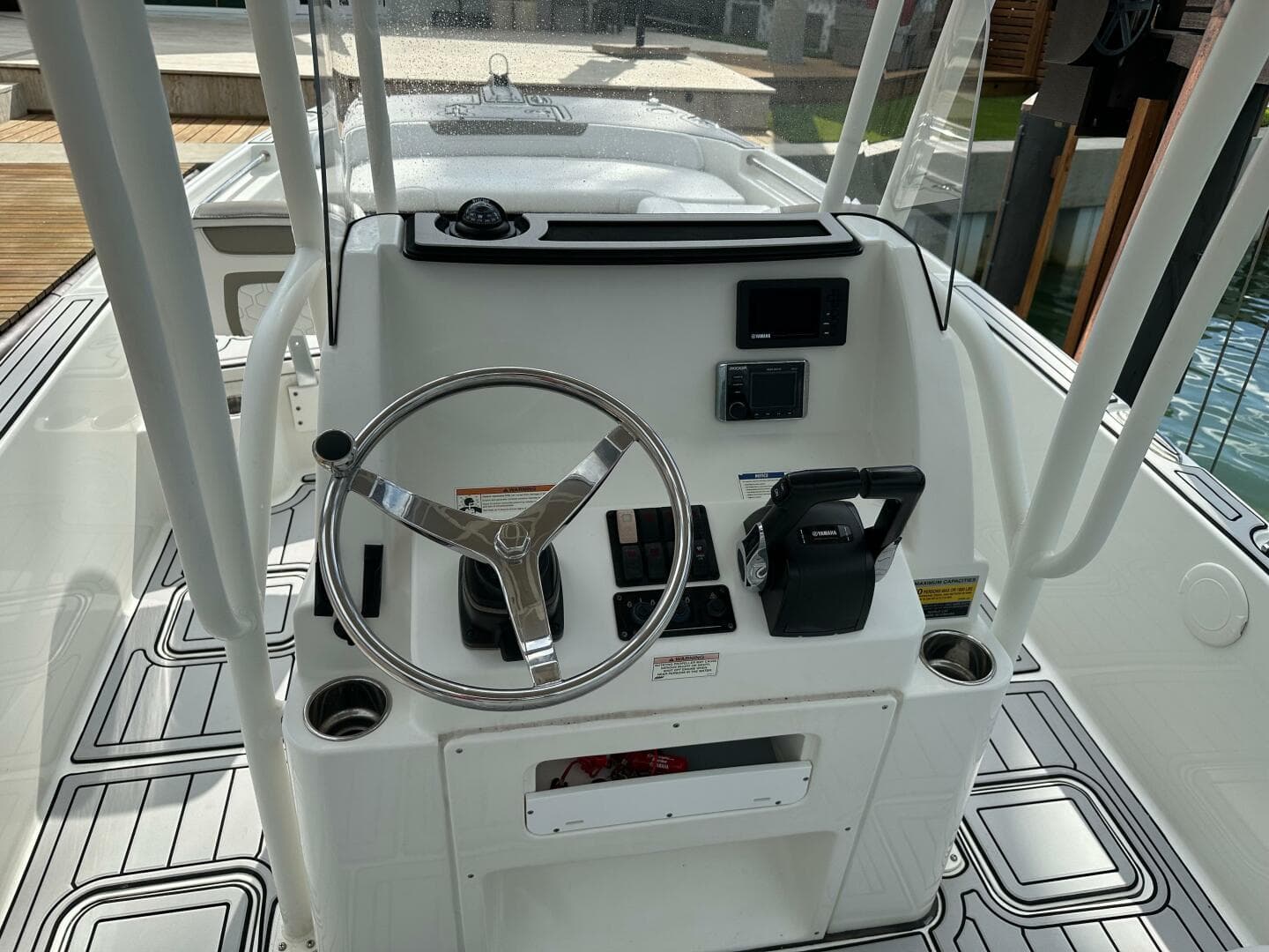 2019 World Cat 230 CC — photo 43