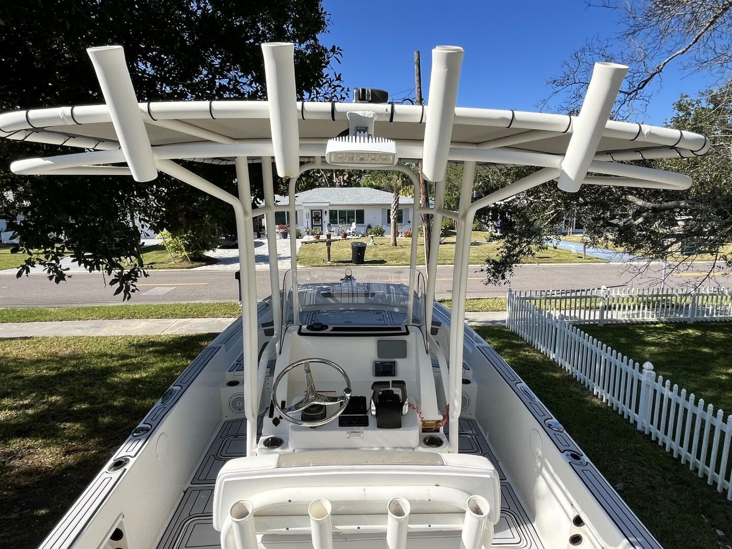 2019 World Cat 230 CC — photo 13