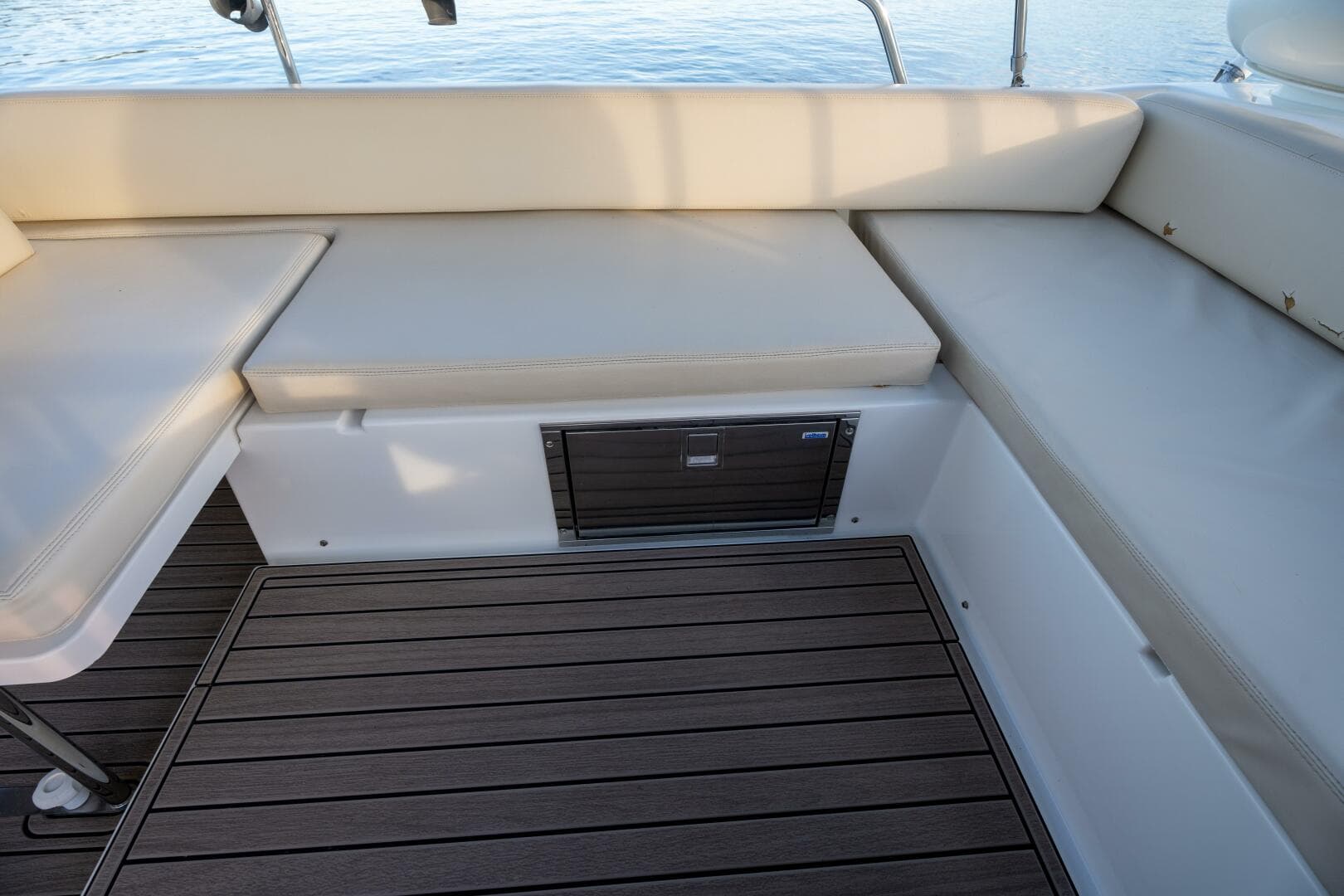 2013 Azimut 40 Flybridge — photo 65
