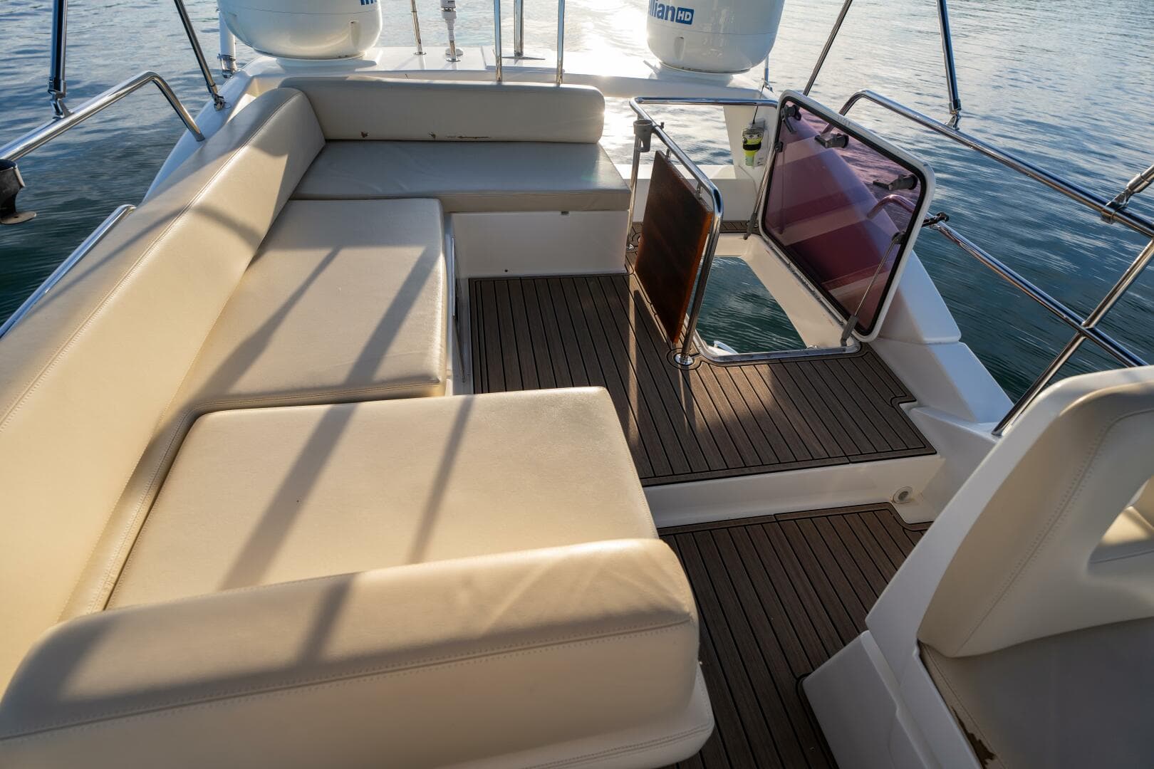 2013 Azimut 40 Flybridge — photo 56