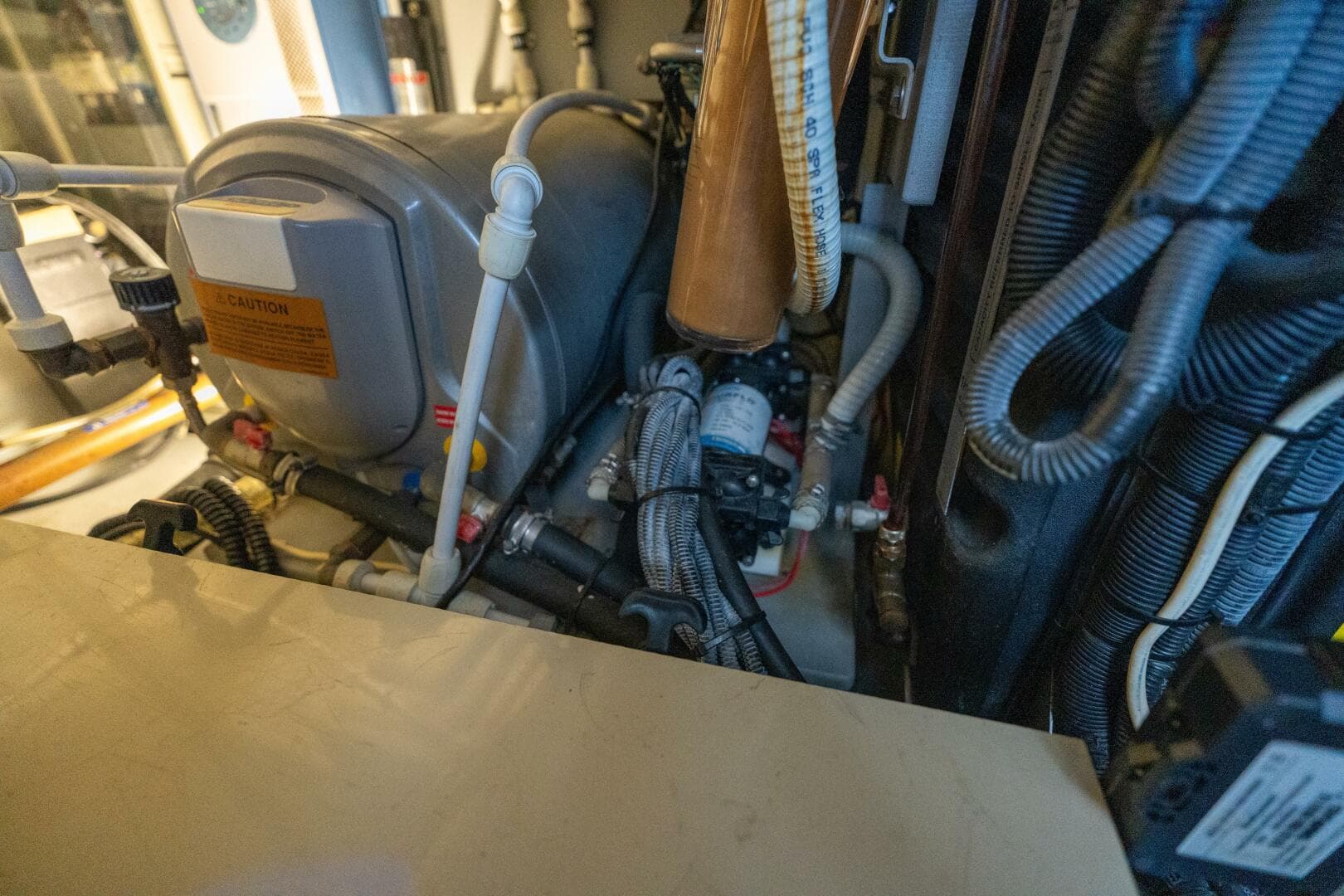 2013 Azimut 40 Flybridge — photo 76