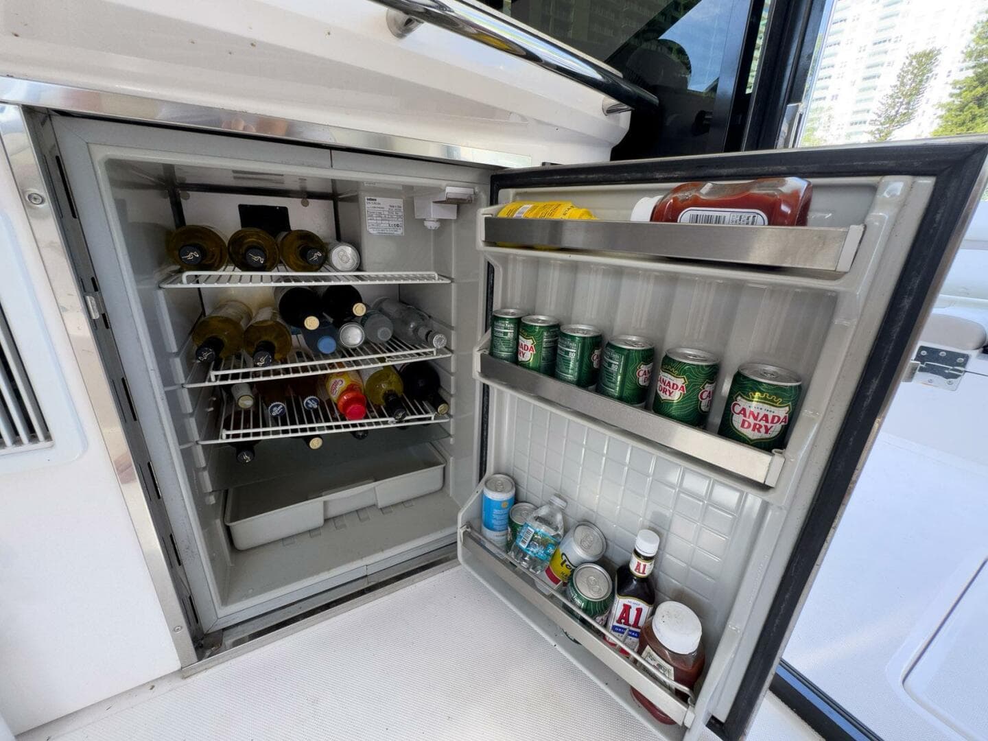 2016 Regal 46 Sport Coupe — photo 56