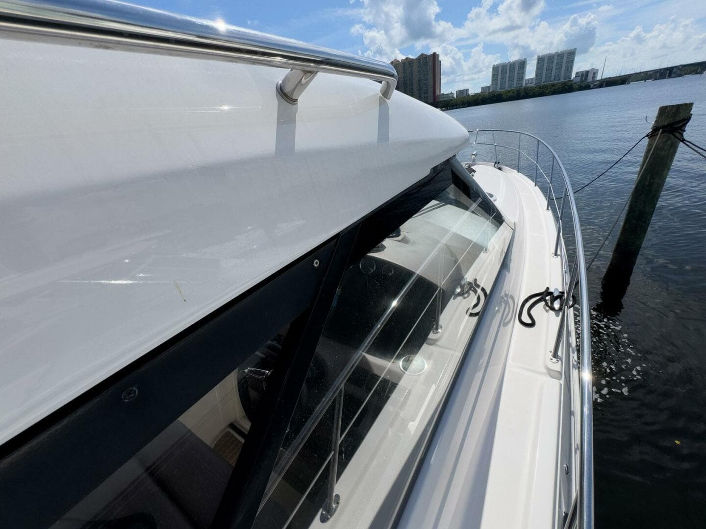 2016 Regal 46 Sport Coupe — photo 17