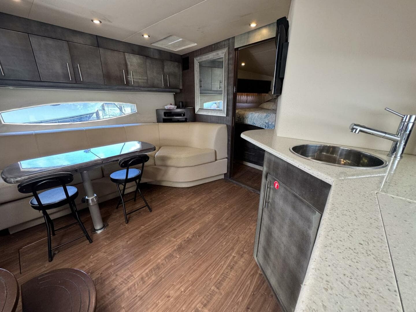 2016 Regal 46 Sport Coupe — photo 63