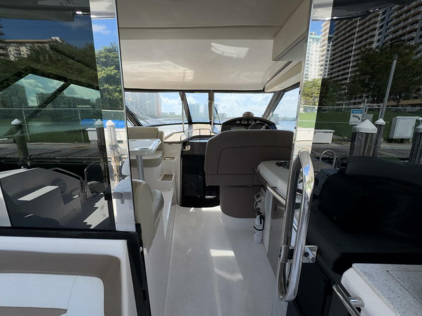 2016 Regal 46 Sport Coupe — photo 28