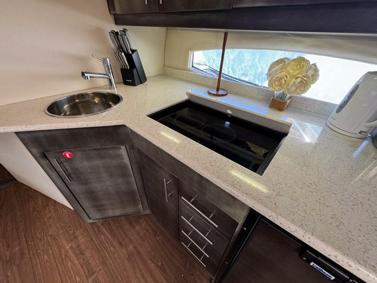 2016 Regal 46 Sport Coupe — photo 64