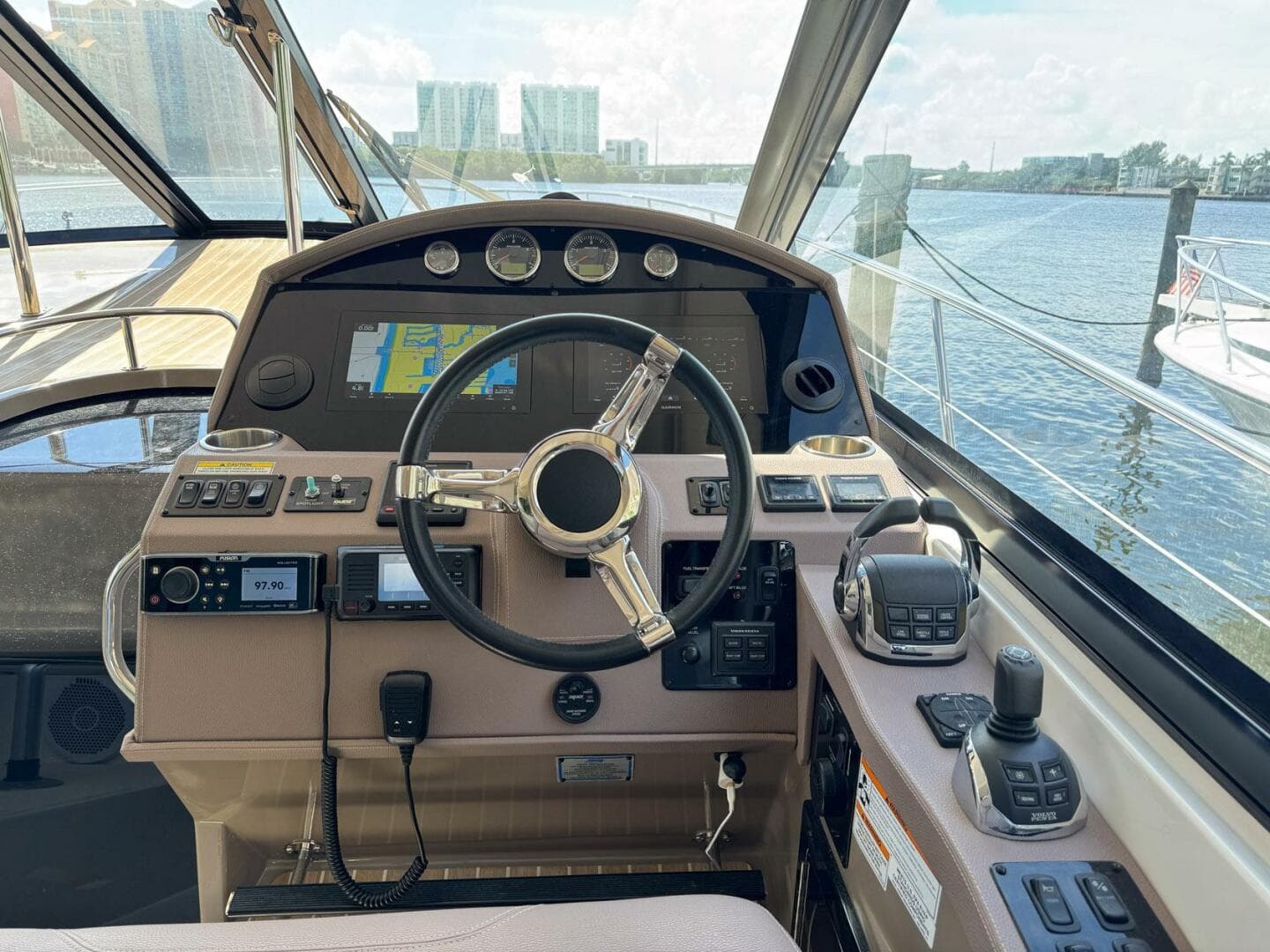 2016 Regal 46 Sport Coupe — photo 53