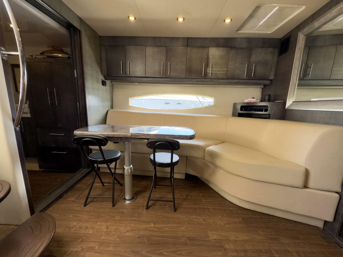 2016 Regal 46 Sport Coupe — photo 71