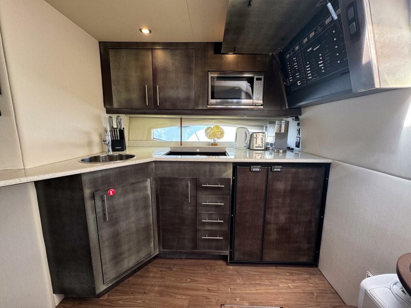 2016 Regal 46 Sport Coupe — photo 65