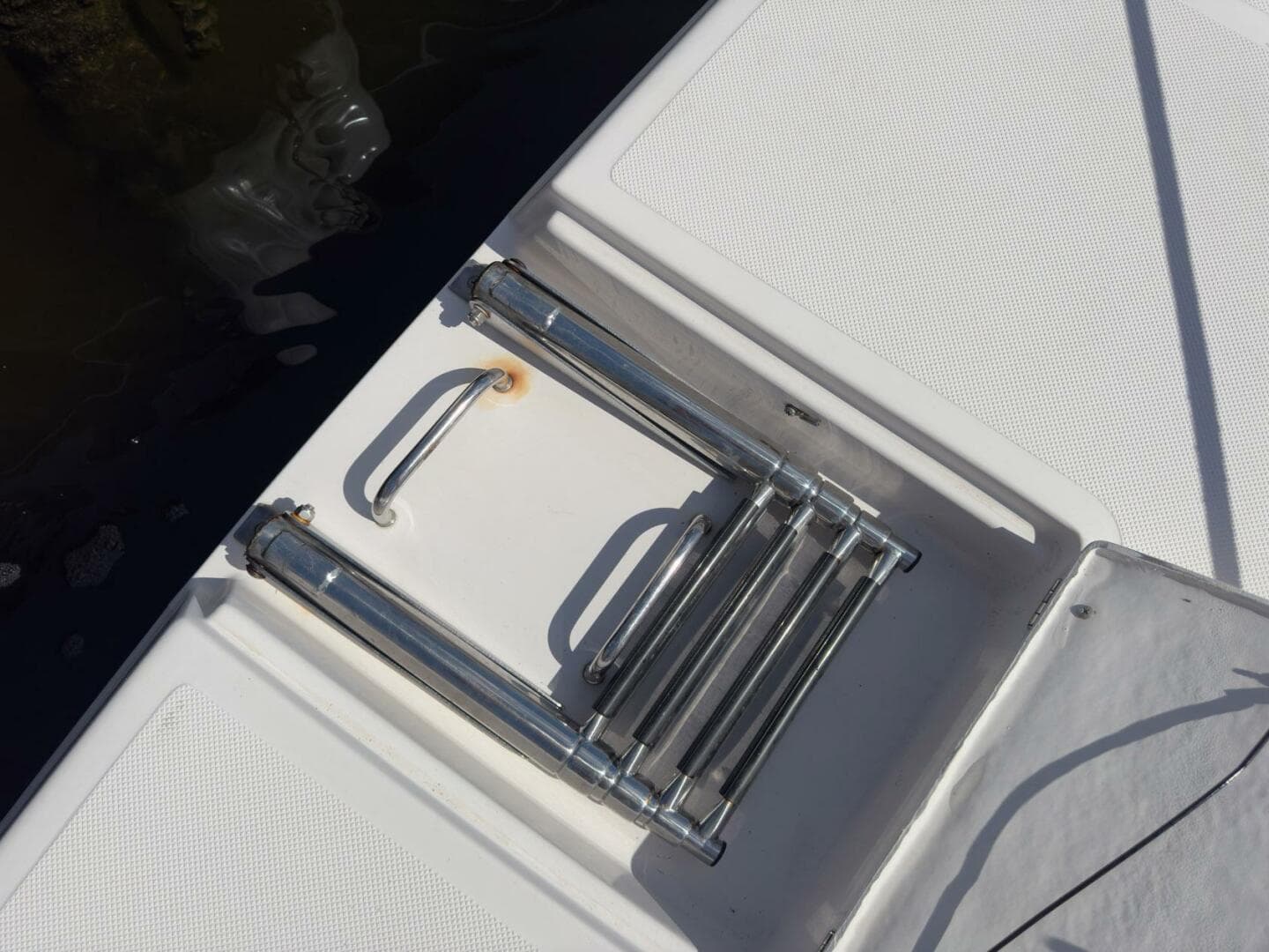 2016 Regal 46 Sport Coupe — photo 14