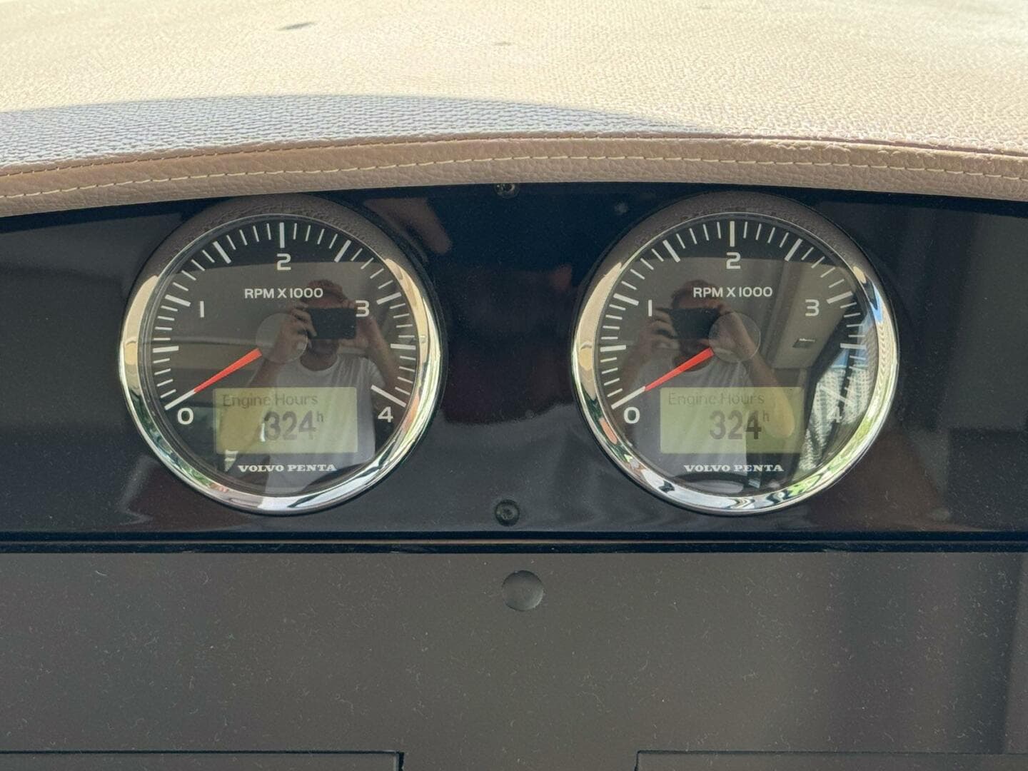 2016 Regal 46 Sport Coupe — photo 46