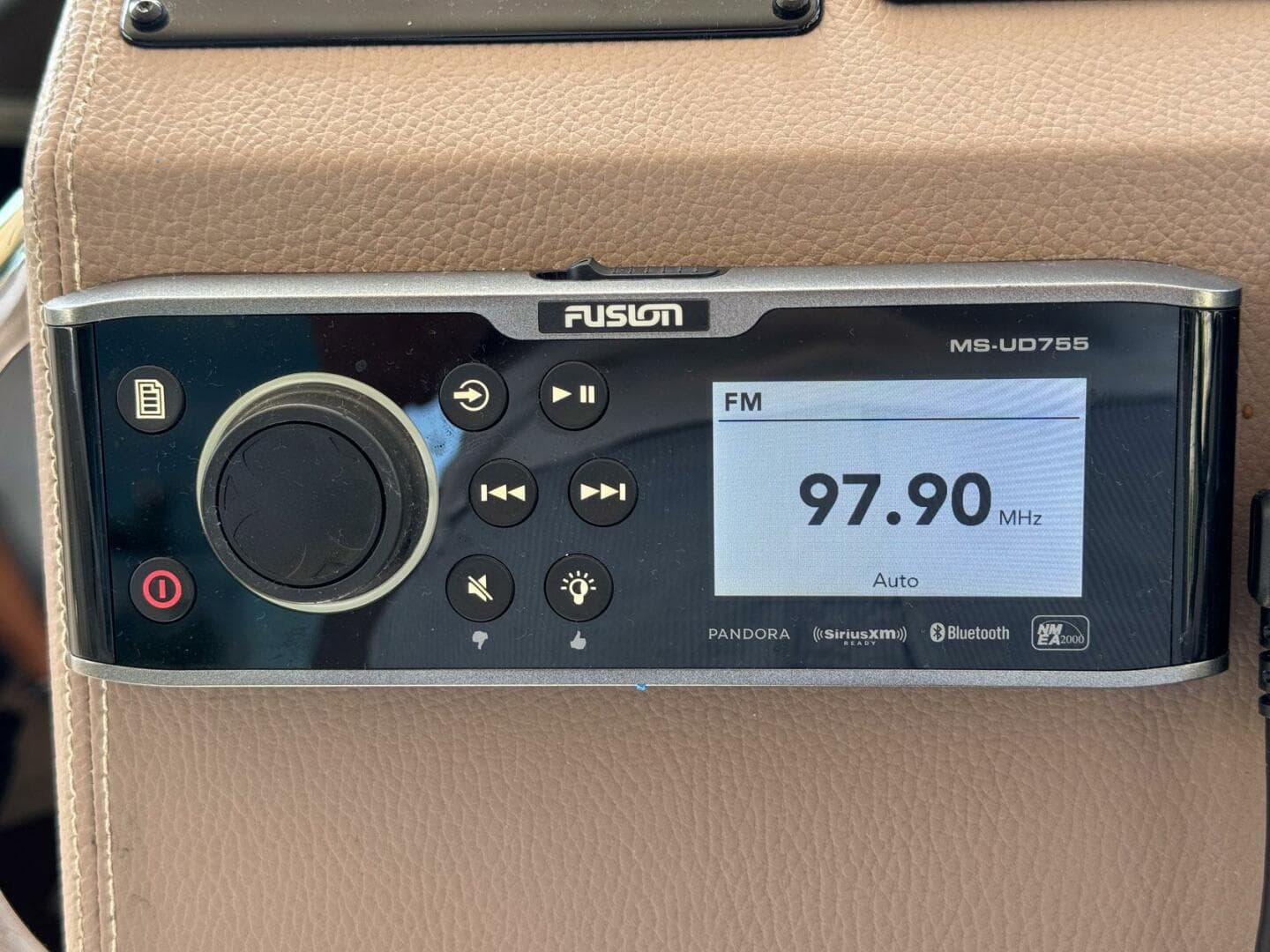 2016 Regal 46 Sport Coupe — photo 41